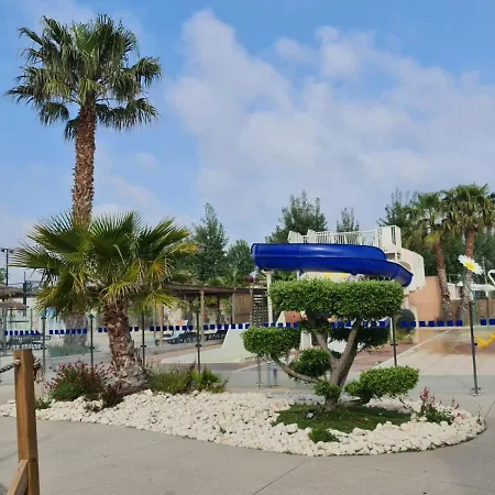 Les Sables Du Midi 4 Campsite *