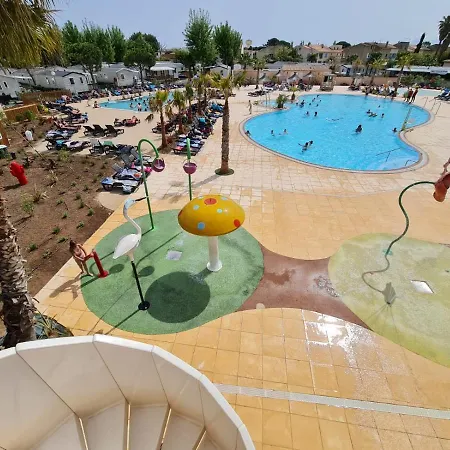 Les Sables Du Midi 4 Campsite Serignan