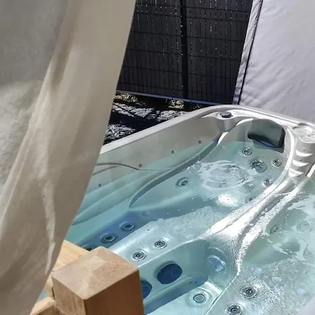 Campsite Les Sables Du Midi 4 Serignan