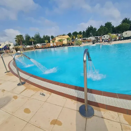 Les Sables Du Midi 4 * Serignan
